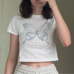 Aritzia Sunday Best Wonderland T Shirt